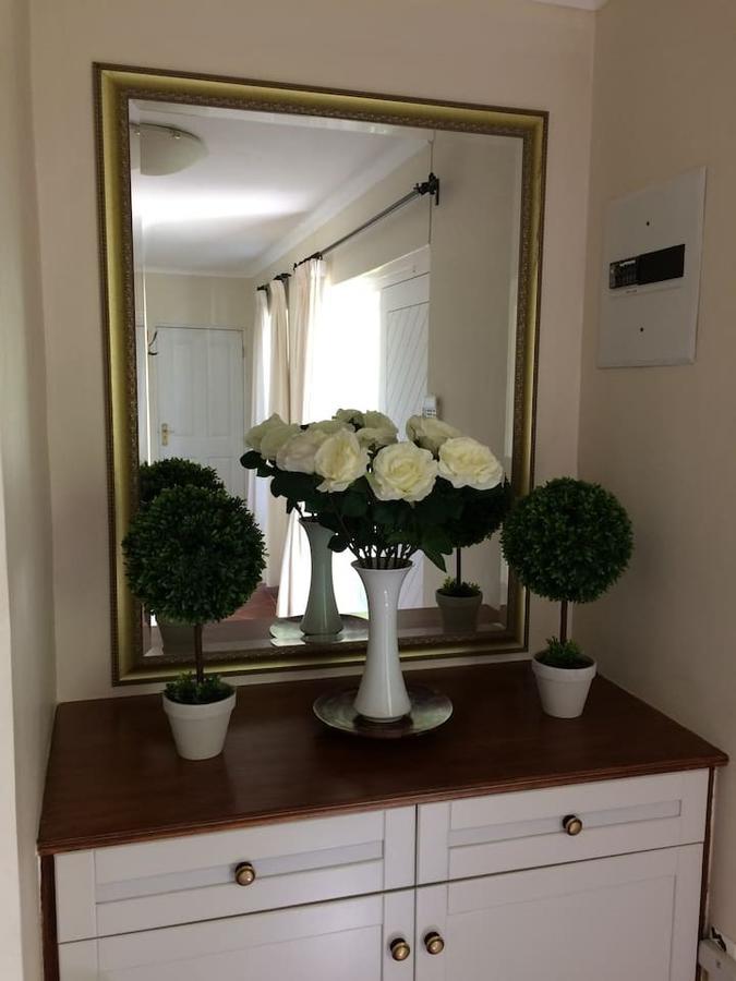 ケープタウン Camelot In Constantia Bed & Breakfast エクステリア 写真