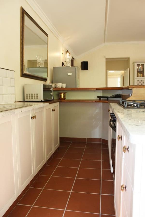 ケープタウン Camelot In Constantia Bed & Breakfast エクステリア 写真